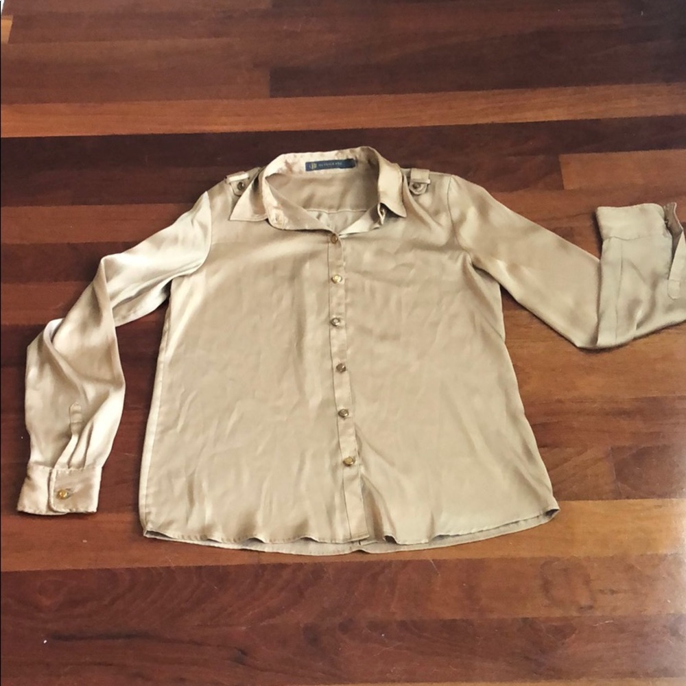 The Limited Top, Size Medium